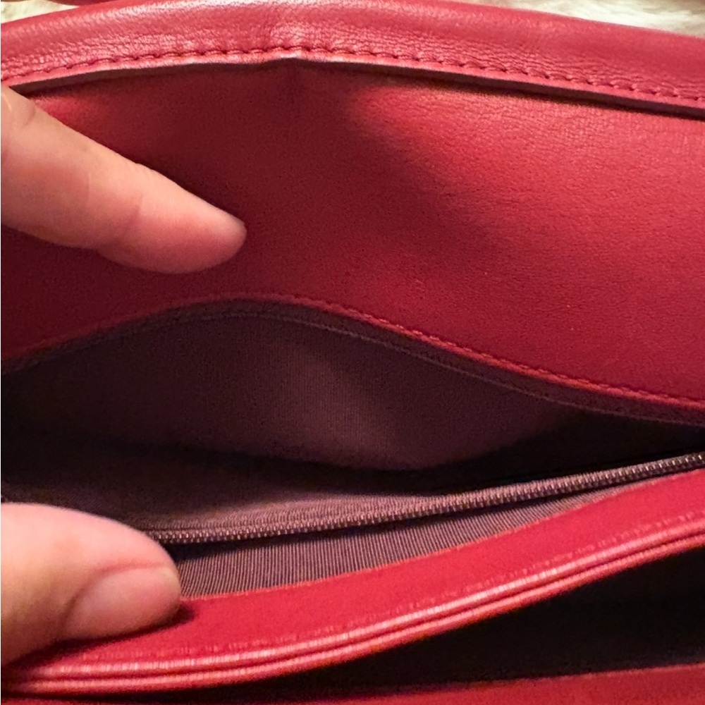 Authentic Chanel Red Leather vintage shoulder bag - Picture 11 of 16